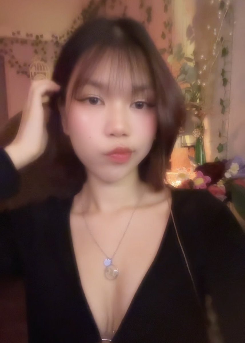 nina ༊ tweet media