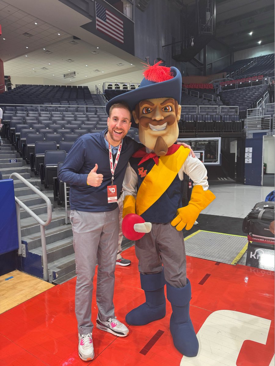 Alex Mikos tweet media