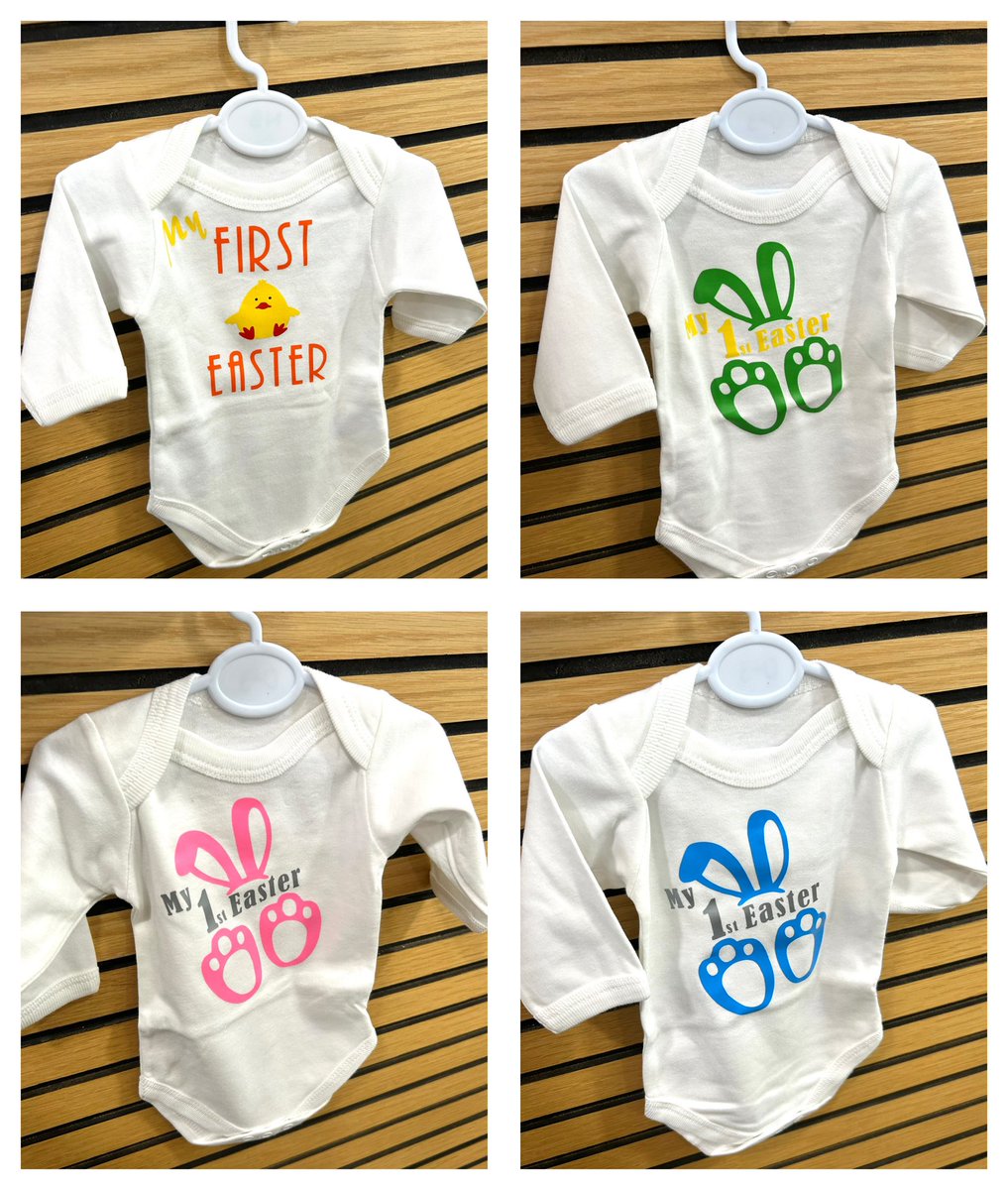 babygiftbedford's tweet image. Baby’s First Easter bodysuits £10
Hand printed
Matching bibs available £5
Sizes up to 1 year
#firsteaster #Easterbodysuit #Handprinted #babybodysuit #easterbib