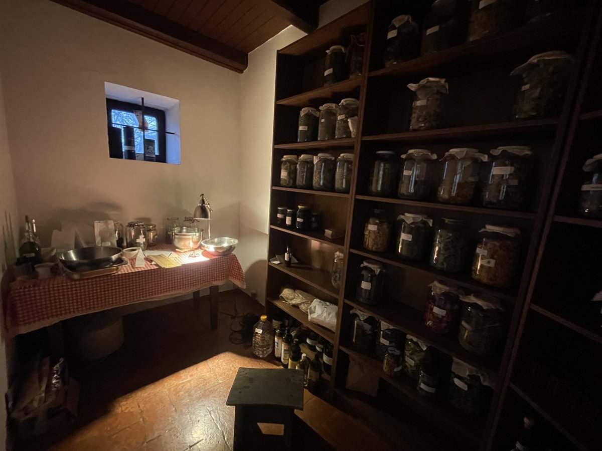 ShinyFluffInk's tweet photo. first time filling some herb orders in my apothecary set-up!! wow, it made me so happy!!!

I generally do not sell herbs, I only trade or give them. exceptions are herbs I have permission from the Plant themselves like Mugwort, nettle and lemonbalm https://t.co/lj0dv1yMcY