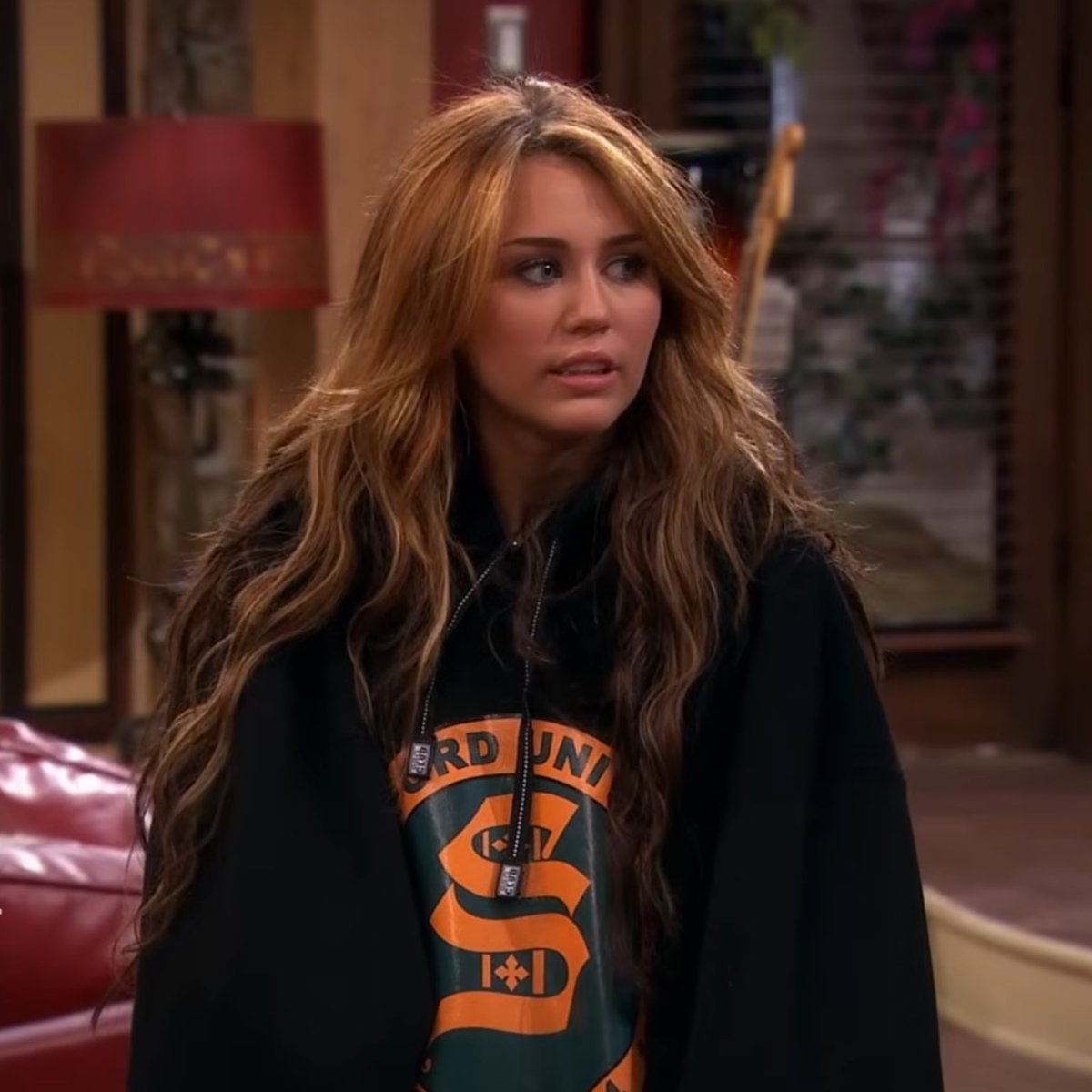 Throwbacks Crave tweet media