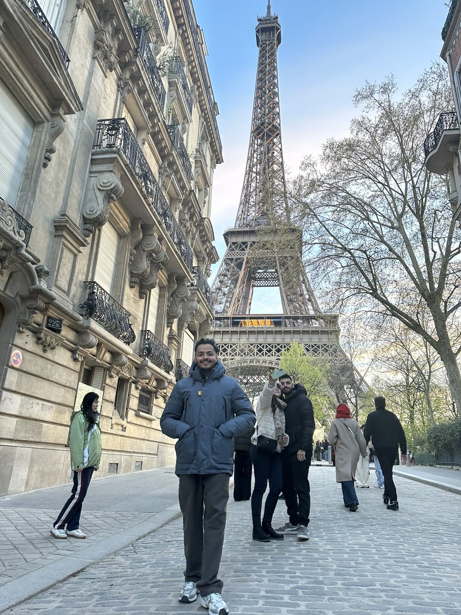 Ali7Edrees's tweet photo. هذه الليلة
باريس 🇫🇷 https://t.co/J9YB5cWIXl