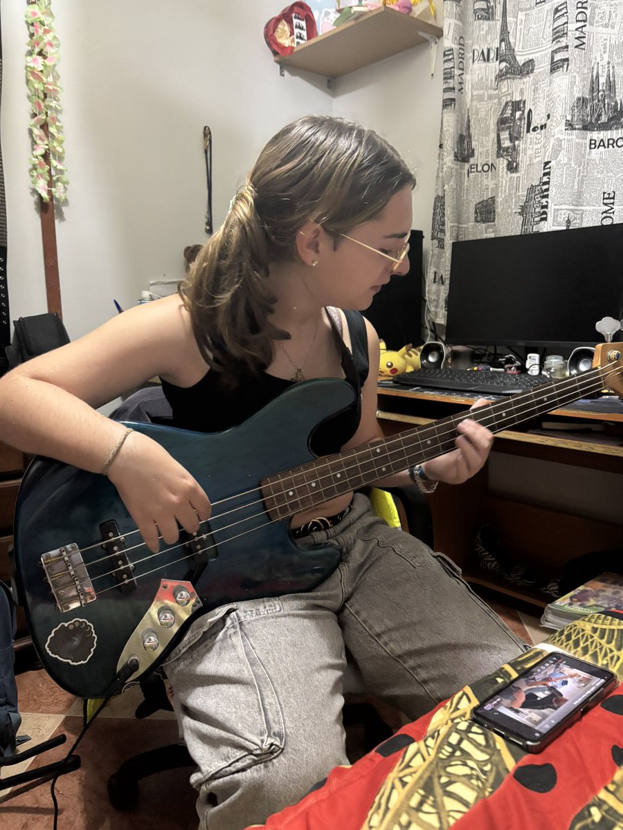 𝑨𝒎𝒚🪬 tweet media