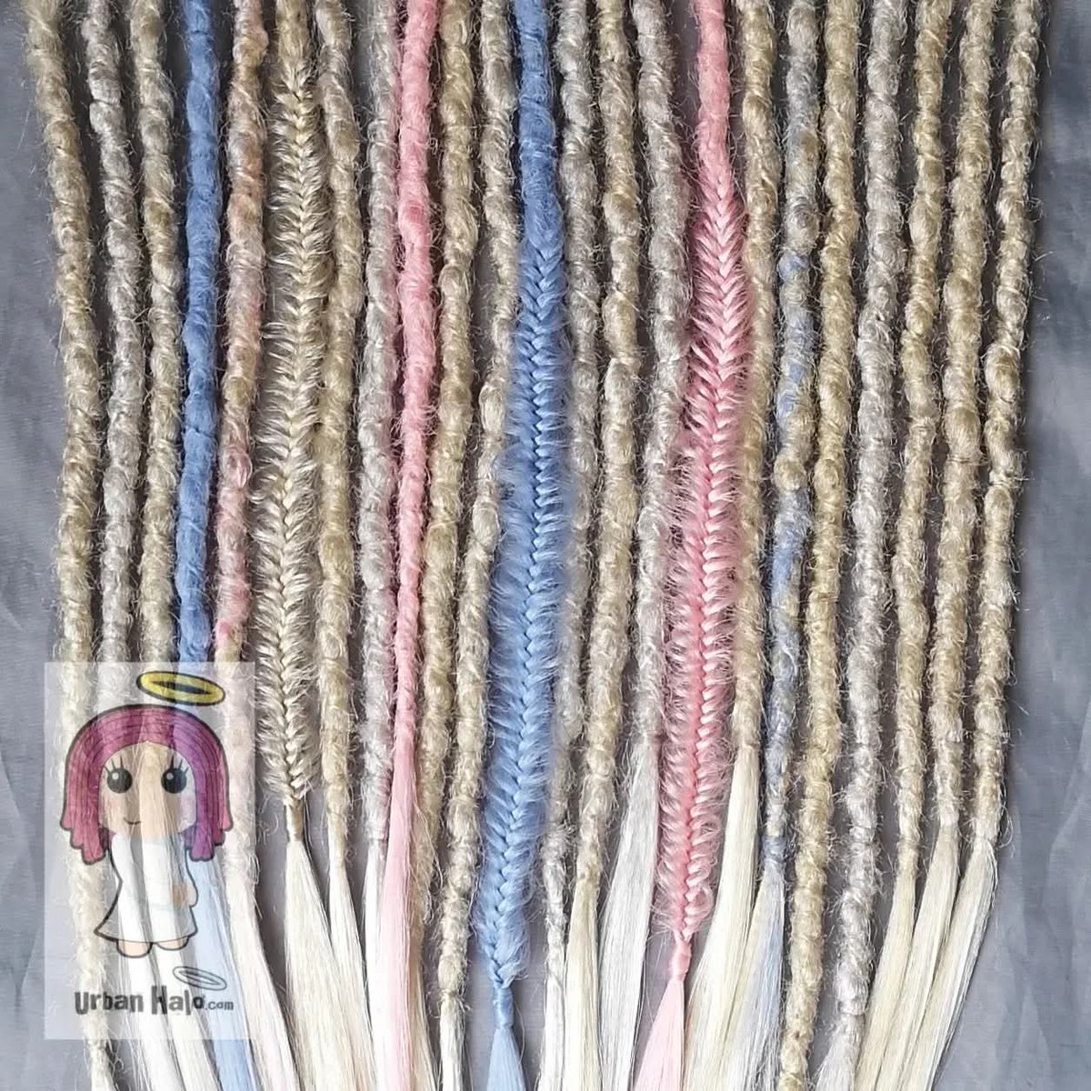 Urban_Halo's tweet image. Nice soft spring/summer look for you today while I wait for the sun to return.

Long term #dreads with pastel extensions, braids &amp;amp; loose ends.
These feel beachy to me, although I might be getting ahead if myself!
What do you think? 😇👙

#urbanhalouk #dreadlocks #partialdreads