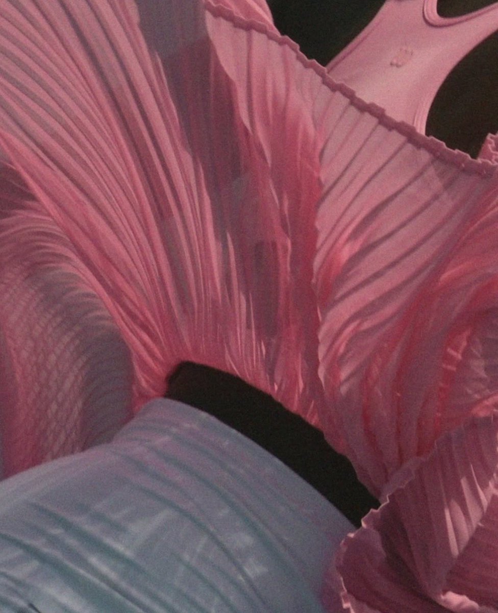 Lisa 🧚🏻♀️ tweet media