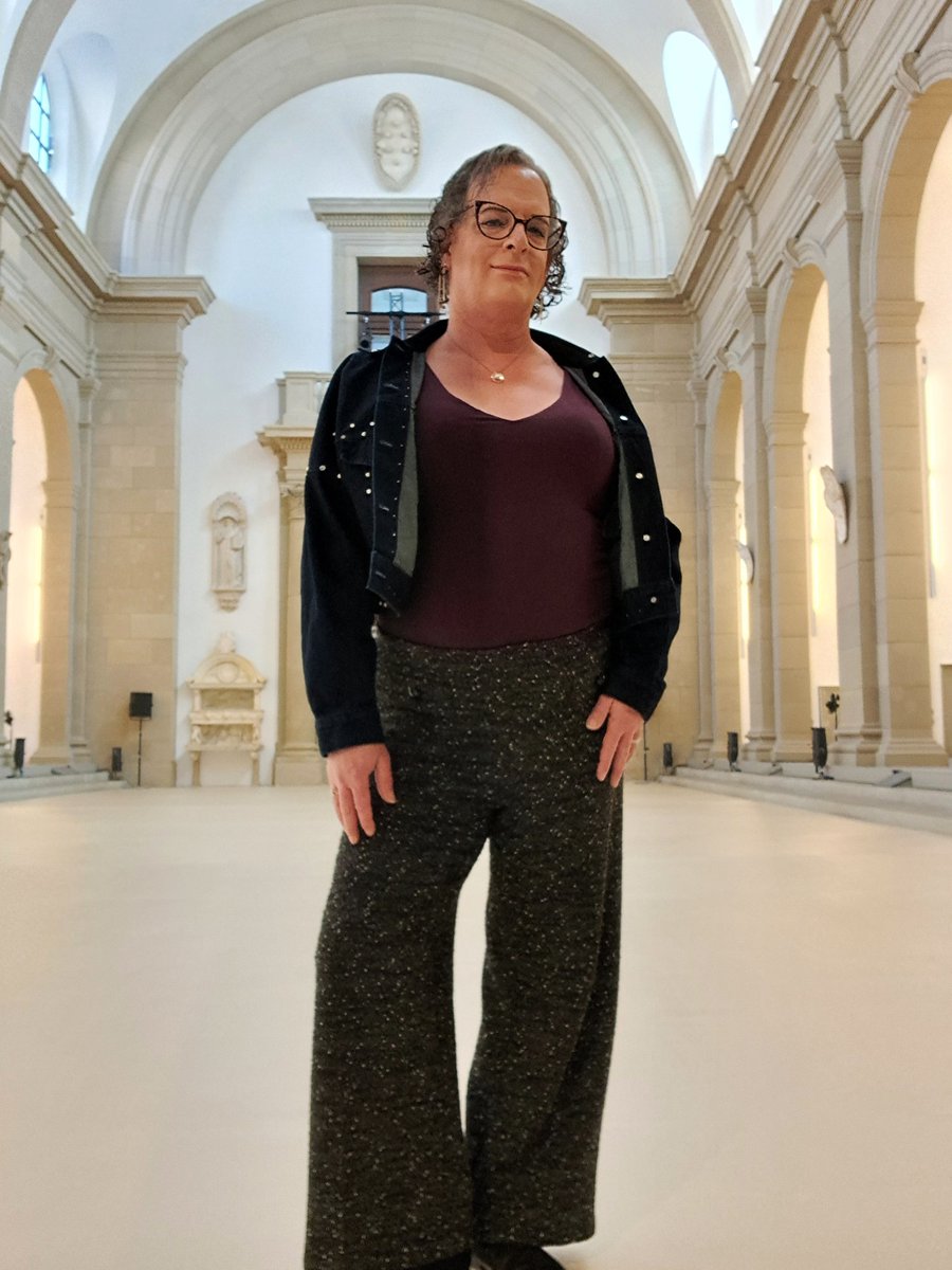trans_milf's tweet photo. Museum vibes...🏛️🥰✨🏳️‍⚧️
#Trans #transgender #trans_woman https://t.co/VcMfN1LE07