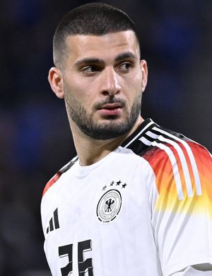 Yaknas | NarteySZN tweet media