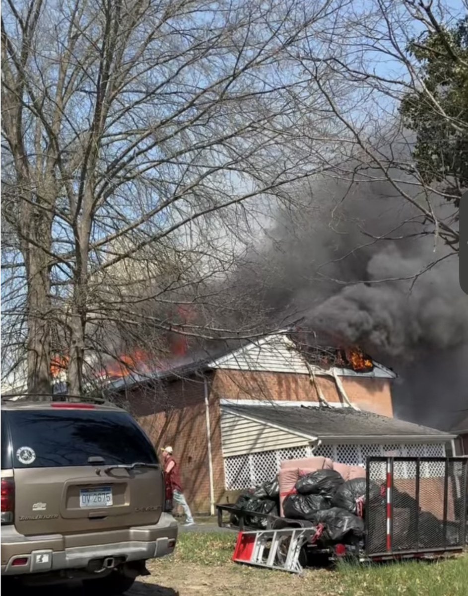 The DC MD VA Live tweet media