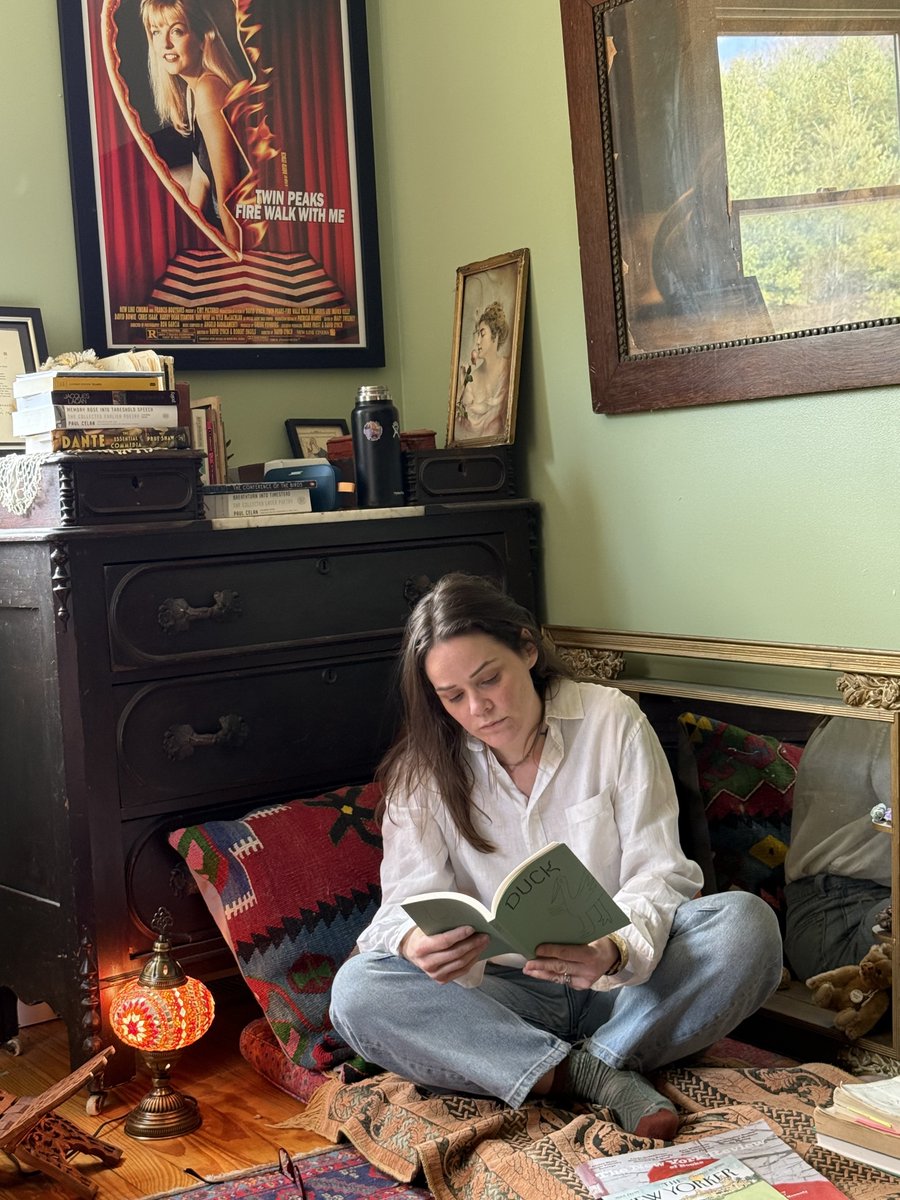 Staircase Books tweet media