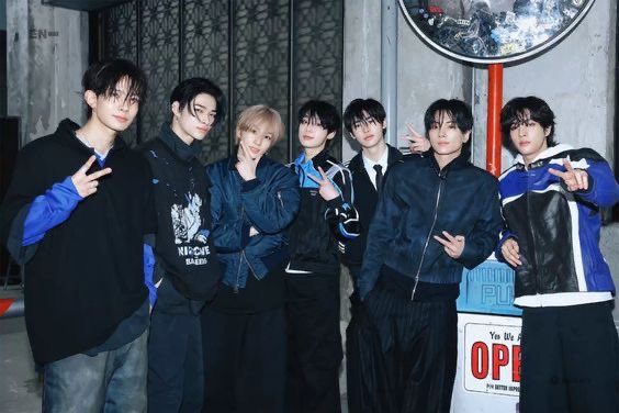 ENHYPEN IS 7 🧡 tweet media