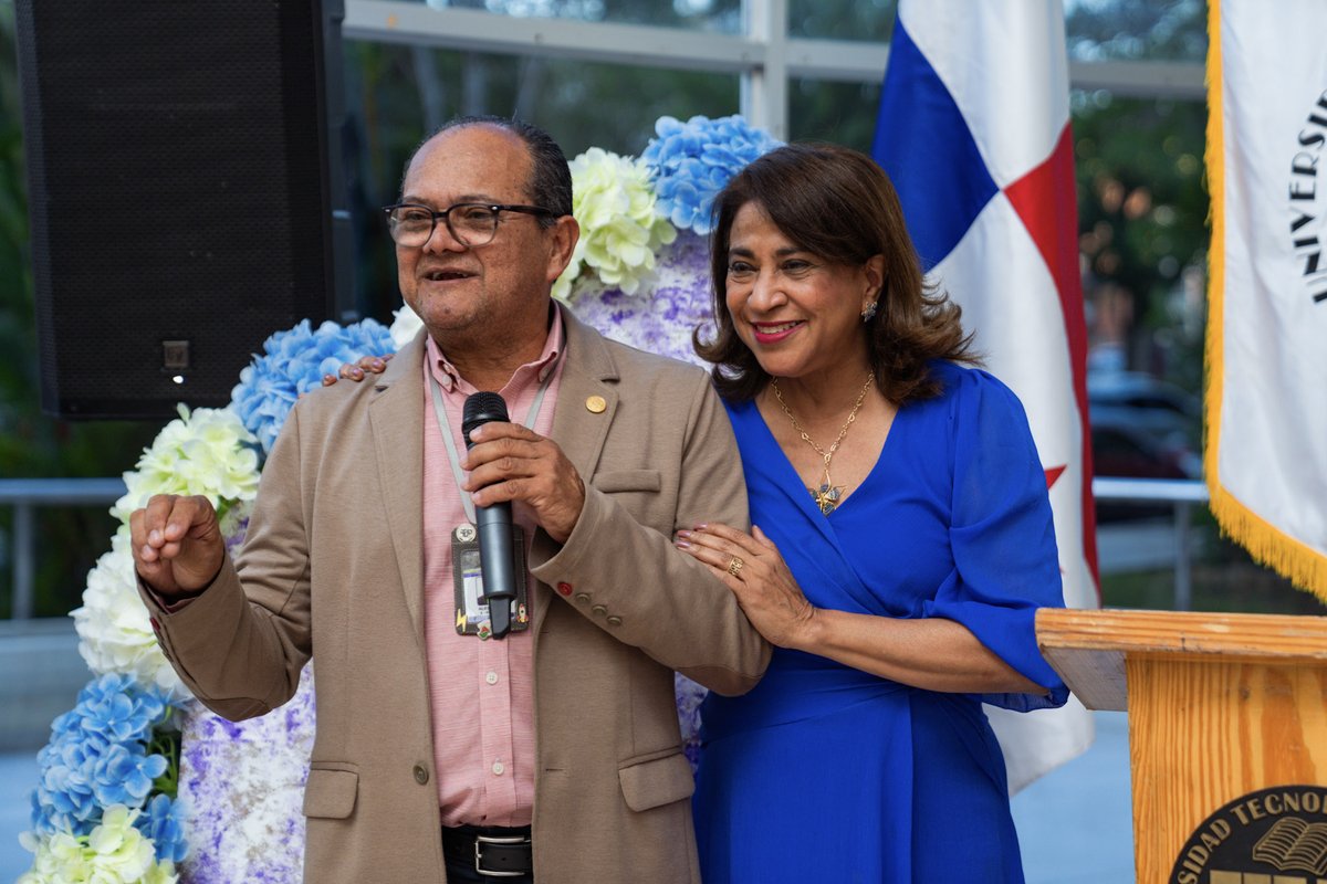 Dra. Ángela Laguna Caicedo tweet media