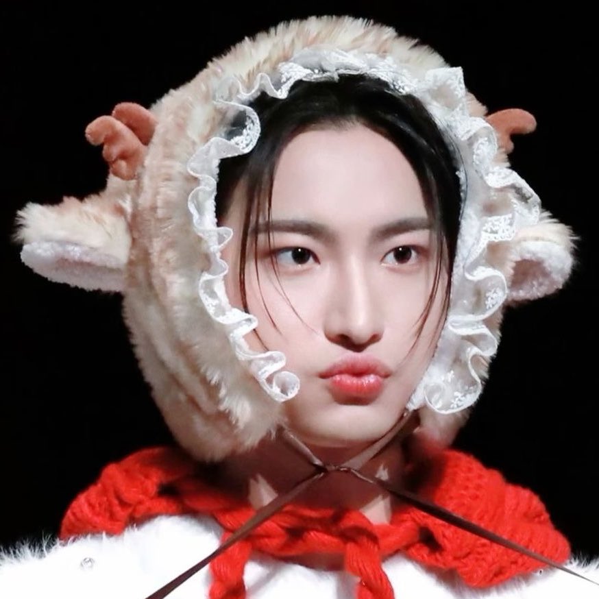 riri ໒꒱ིྀ༝⁺ mctzgi ceo tweet media