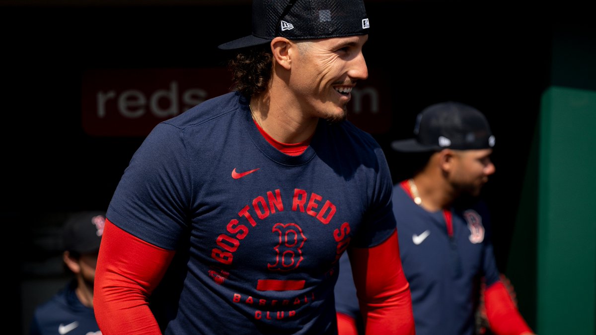 Red Sox tweet media