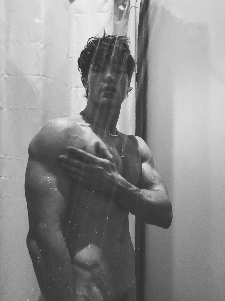 Hazel Hoffman tweet media