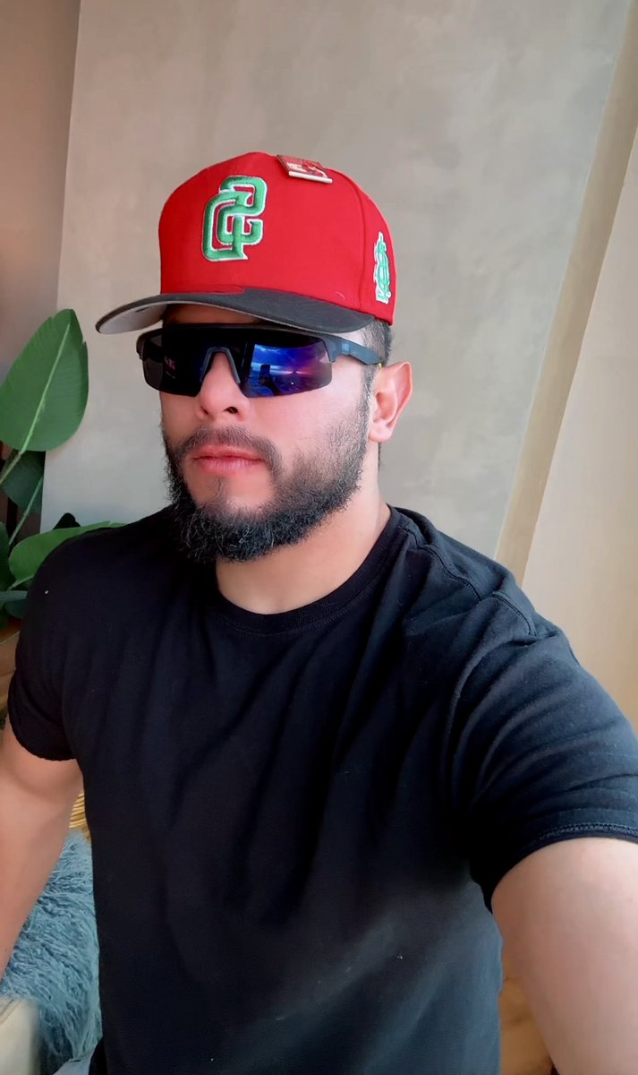 ♔ V A N P A T T O ♚ tweet media