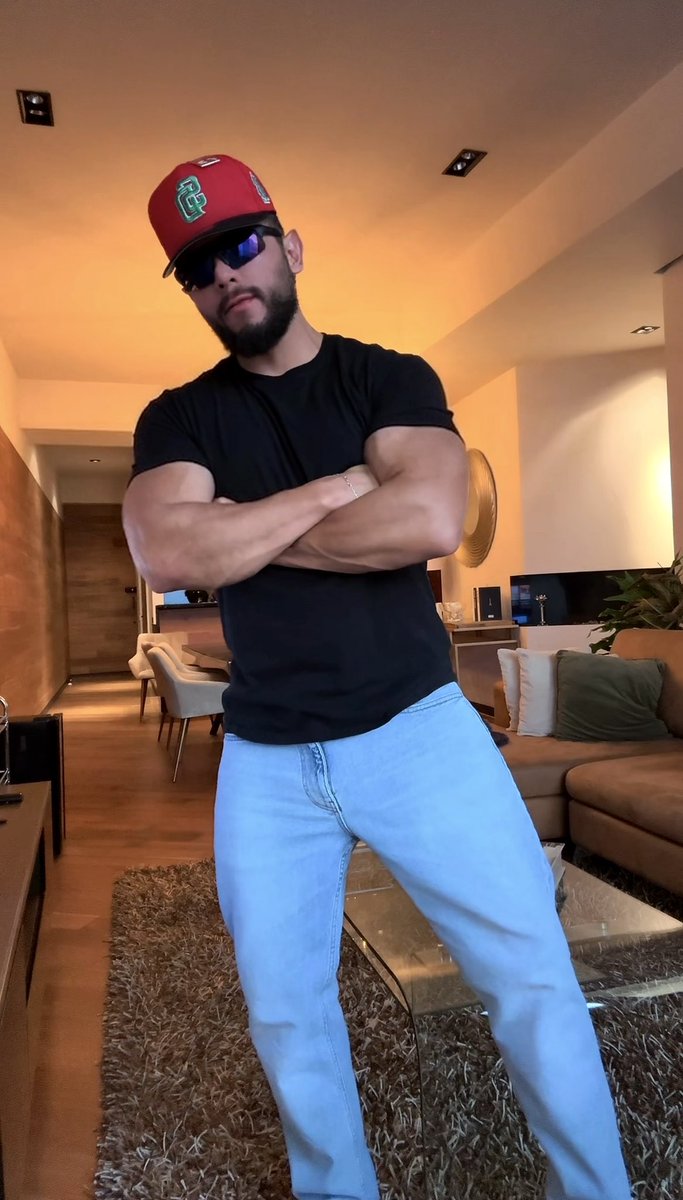 ♔ V A N P A T T O ♚ tweet media