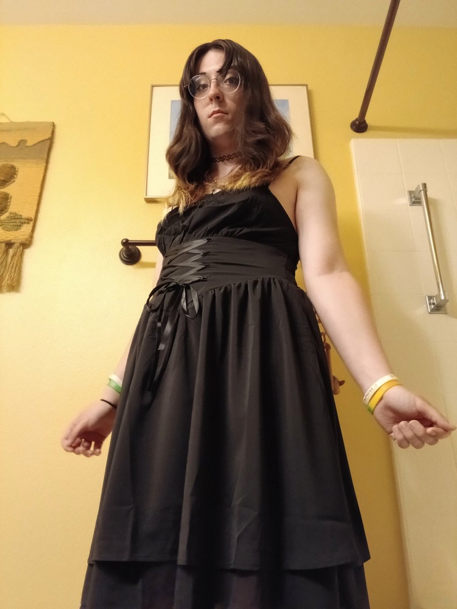 darcy 🖤 tweet media