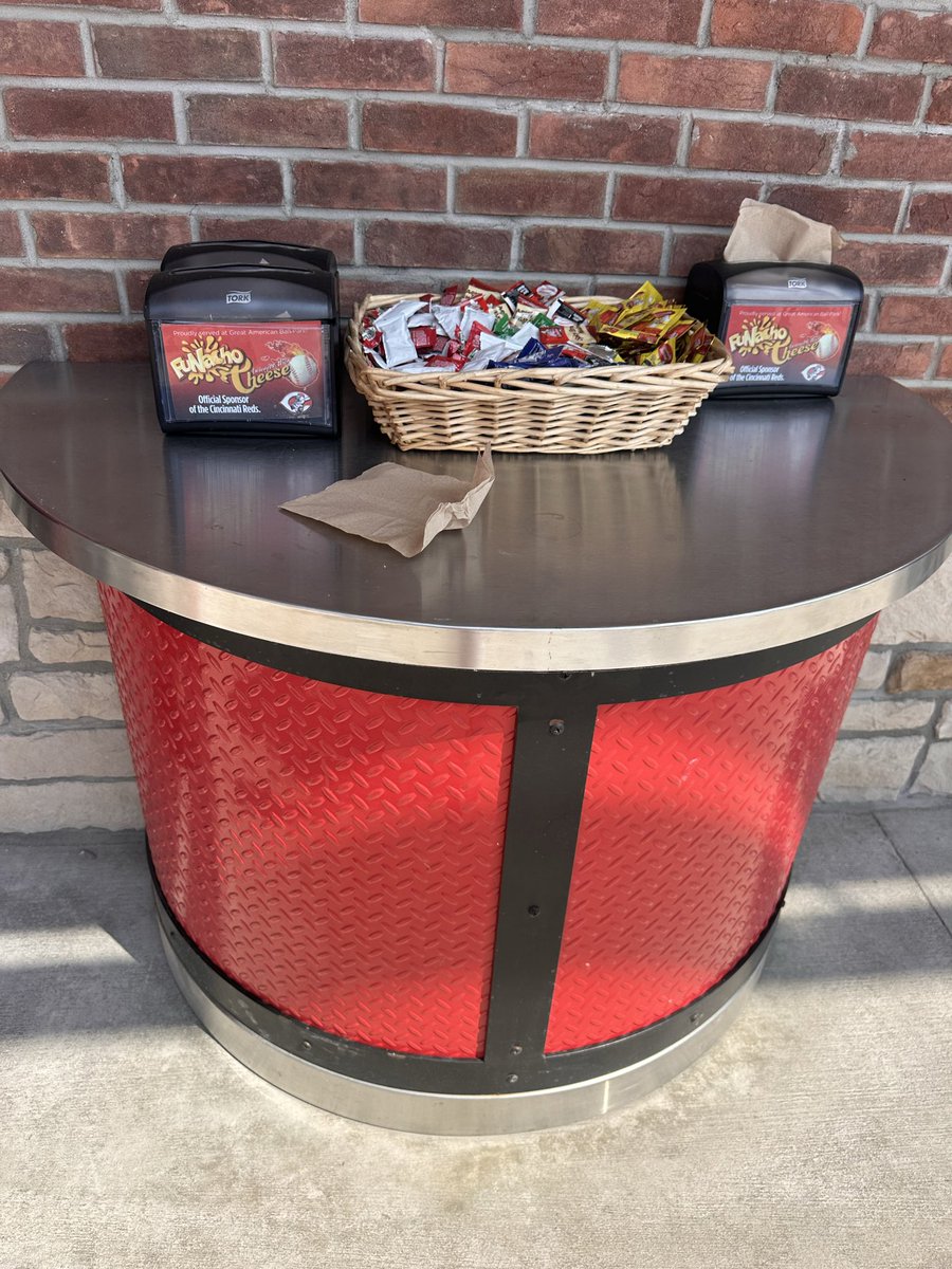 Kate Harmon tweet media