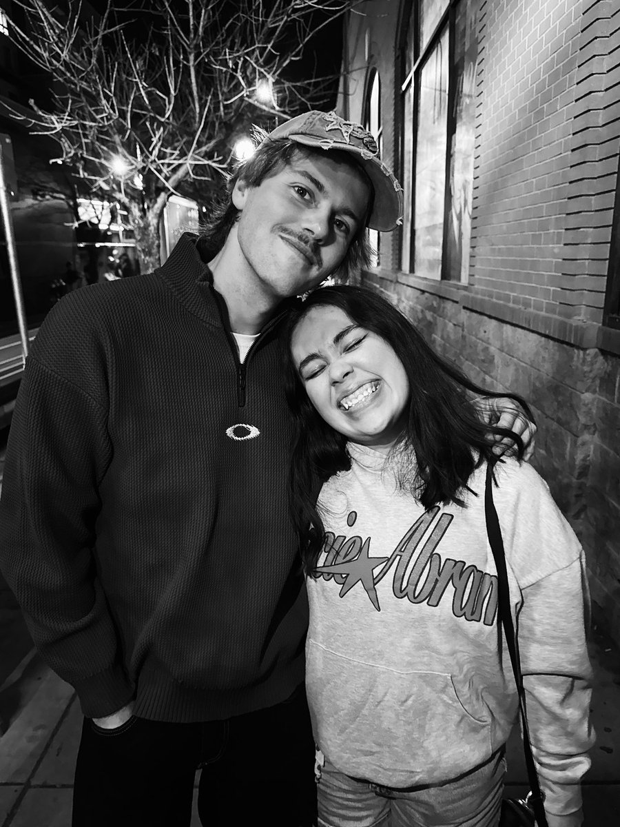 aylin ⎕ tweet media