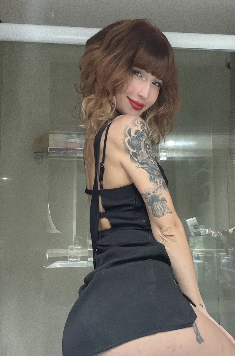 isadaora tweet media