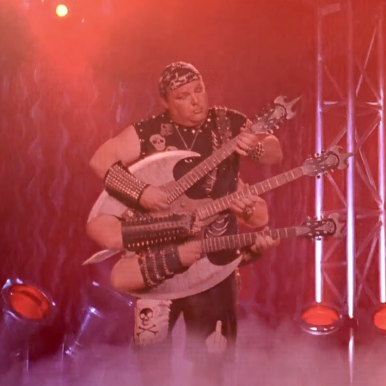 𝘐𝘭𝘪𝘢 tweet media