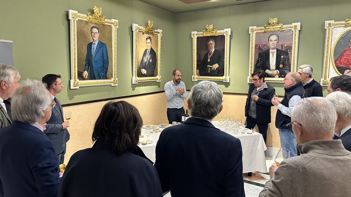 Colegio Notarial Valencia tweet media