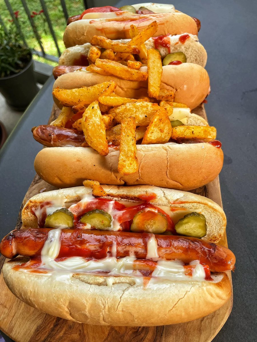 d_esp1na tweet media