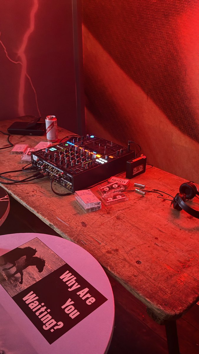 utku äåø tweet media