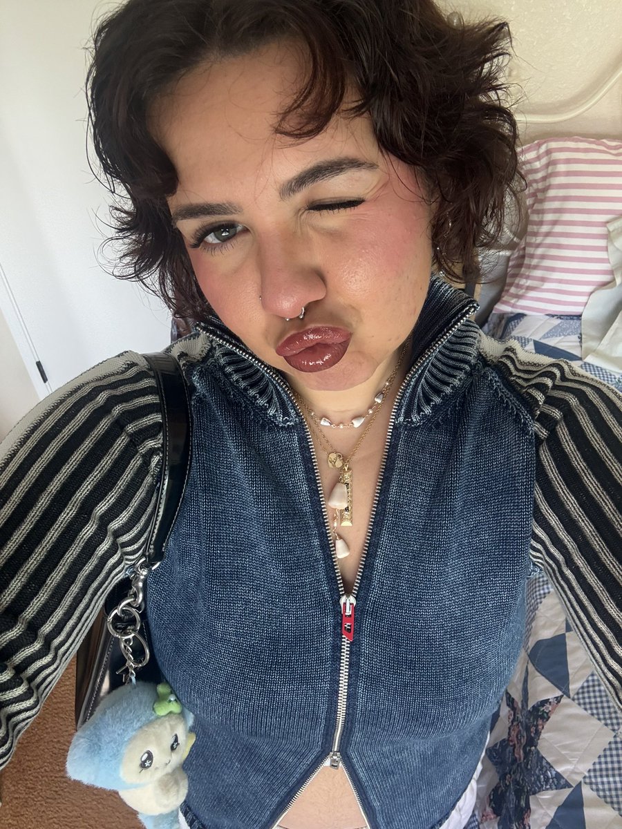 ⤷ ゛ash ᵎᵎ ˎˊ˗ CHECK 📌!! tweet media