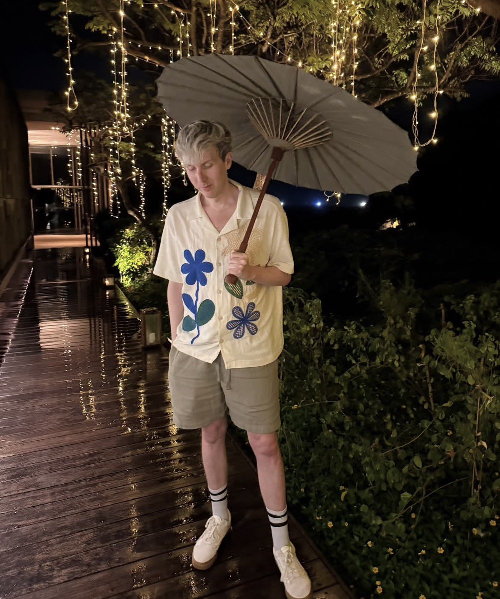 ੯‧̀͡⬮ tweet media