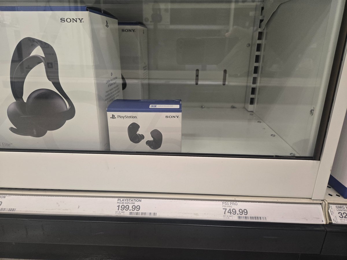 Tripster tweet media