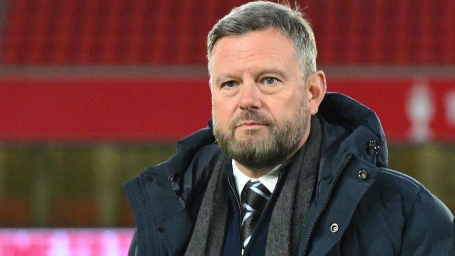 Second Tier podcast tweet media