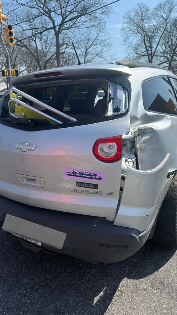 erin🪩 tweet media