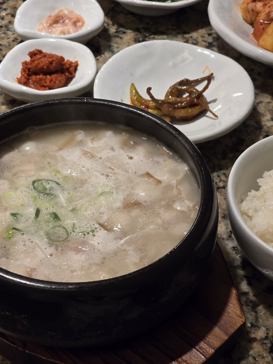 부산 맛집 망하지마 tweet media