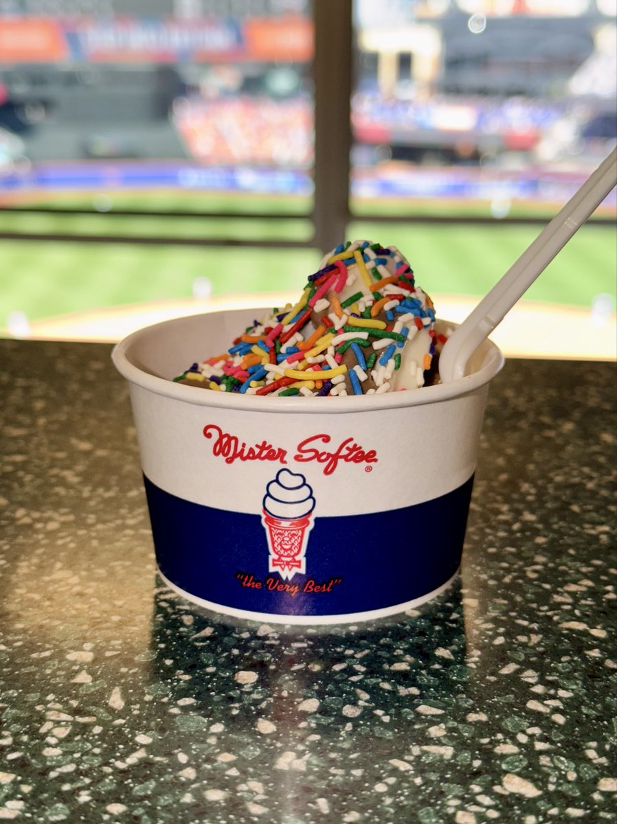 Ryan Field tweet media