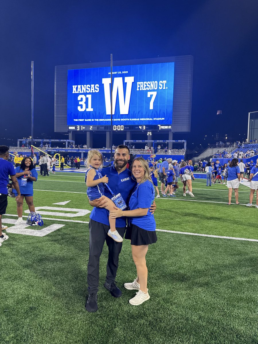 Eric Terrazas tweet media