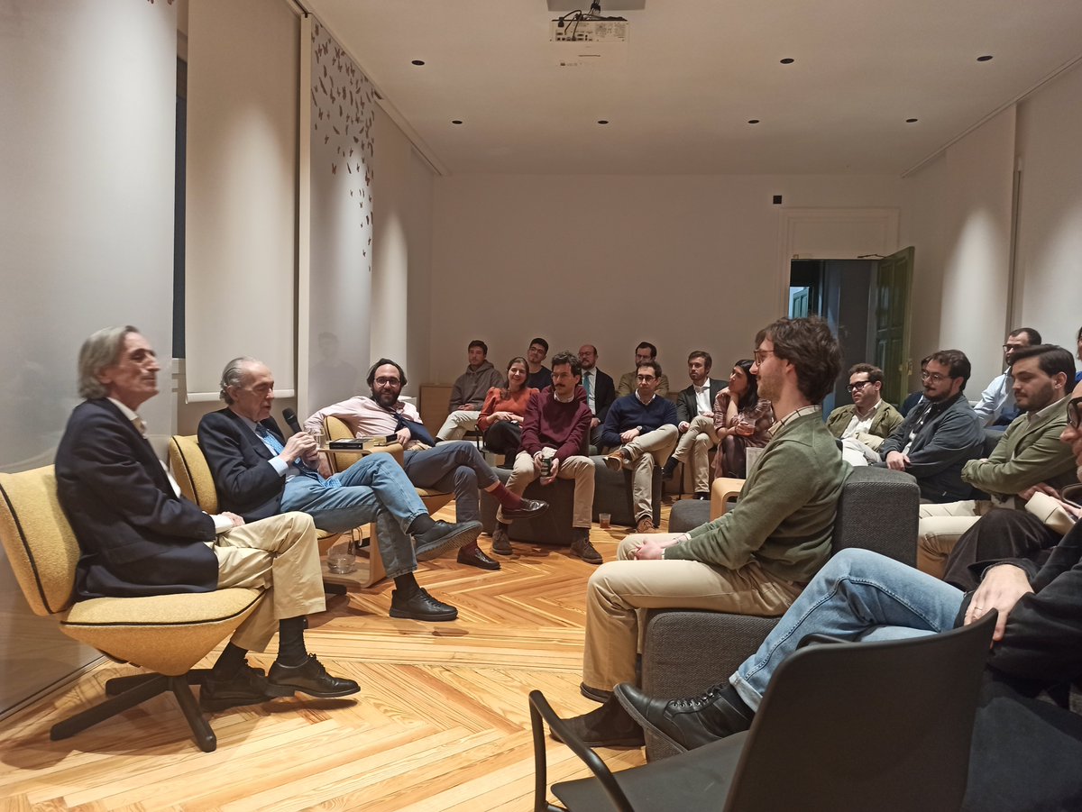 Javier Crevillén 🦌 tweet media