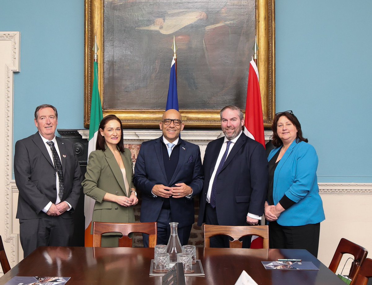 𝘾𝙝𝙧𝙞𝙨𝙩𝙤𝙥𝙝𝙚𝙧𝙎𝙠𝙚𝙚𝙩𝙚 tweet media