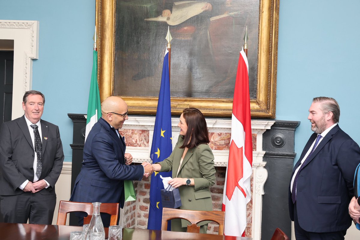 𝘾𝙝𝙧𝙞𝙨𝙩𝙤𝙥𝙝𝙚𝙧𝙎𝙠𝙚𝙚𝙩𝙚 tweet media