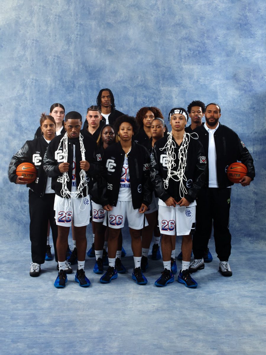 daves_joint's tweet photo. The new Class Crown, put together by @NikeNYC, has already released the All-City team. 

On the boys side, the first team has two players from @step_basketball in @McDAAG selections @Jasiah_Jervis & @dratlif15, @theacademybx’s own @DenimTrotman, @HayesHoops1941’s @Malik7Fields & @EagleAcademyBK sophomore guard Lee Robinson.

The second team featured two more players from @step_basketball in @HassanKoureissi & @Adonisballin3, another @McDAAG selection. Other players selected were @_nazmbb’s A.J. Moody, @StFrancisPrep1’s @big_osacko & @StJohnsPrepNY’s Da’Quan “Soul Food” Bryant.

The Coach of the Year was none other than @EagleAcademyBK head coach Kevin Hamilton, Jr., who lead the Eagles to a 26-4 overall record, a @nycpsal Brooklyn borough championship & an appearance in the in the @nycpsal AAAA championship game. Eagle BK was also ranked at No. 3 in the @nysswa rankings.