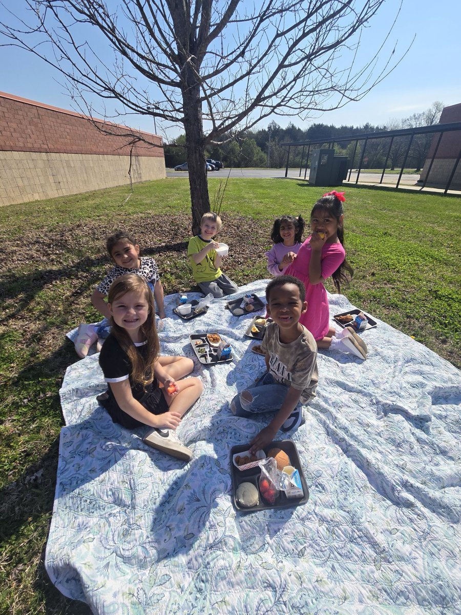 Kittrell Elementary School tweet media