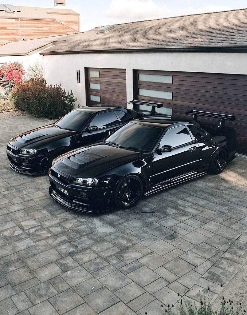 DailyGTRTM's tweet photo. How my future garage will look like https://t.co/vQbsrsiXAj