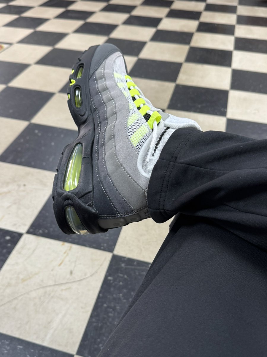 DJ T.Mobile - SDM tweet media