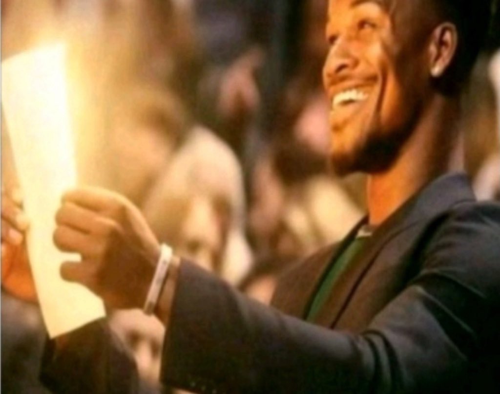 𝐿𝑉𝐾 tweet media