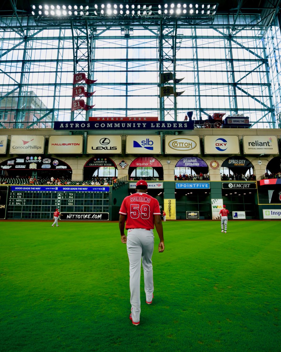 Los Angeles Angels tweet media