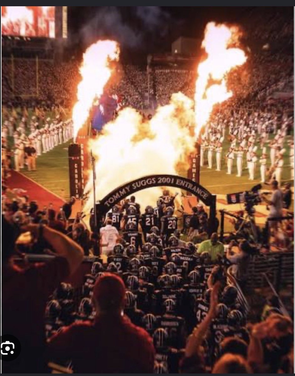 A New Era tweet media