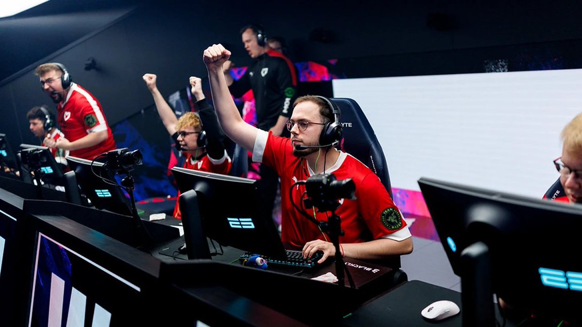 CS Confessions tweet media