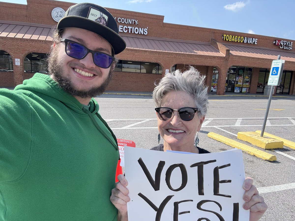 SullivanManley's tweet photo. Out here in Montgomery County today! Virginia, get out and vote YES to level the playing field and stop MAGA Republicans from rigging our elections! https://t.co/U04hZSyEXz