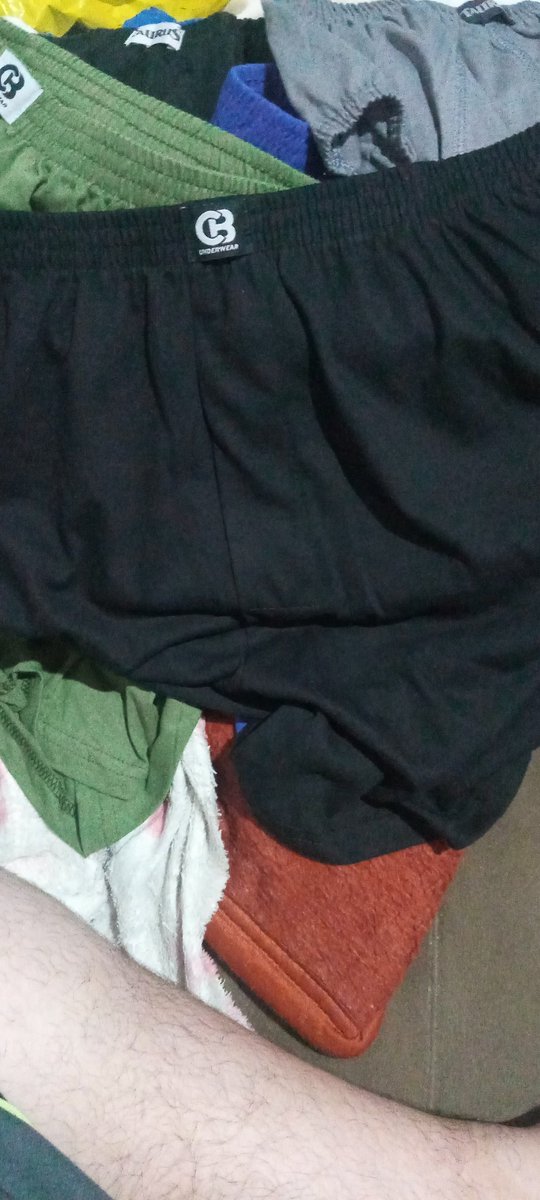 LipeDuarte12's tweet photo. Comprei cuecas novas, querem que eu prove? https://t.co/Vc8QK89j4O
