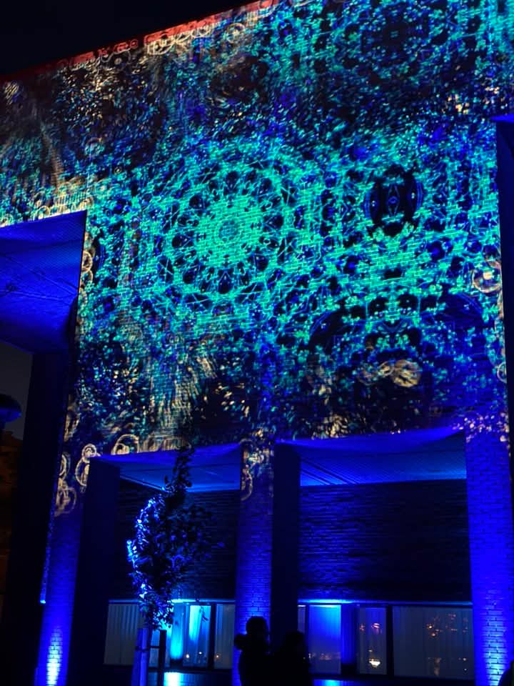 MKIAC's tweet photo. Tradional art vs digital art ? 
We like to do it all, whether you like   traditional handcraft learning ancient techniques or high tech digital art using illumination, projectmapping or drone art.

For more info
https://t.co/RQD56xxjQi

Follow us
Insta wearemkiac
Facebook mkiac https://t.co/CCPEhA37TM